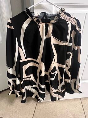 Women's Black & Cream Abstract Print Blouse
